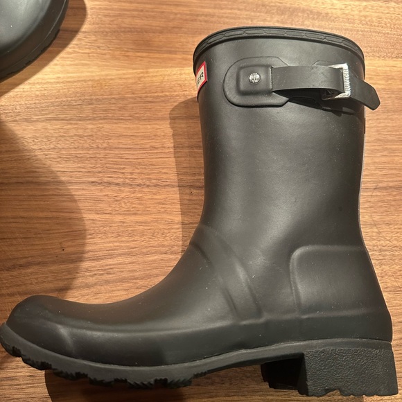 Hunter Matte Black Waterproof Boots - Picture 5 of 6